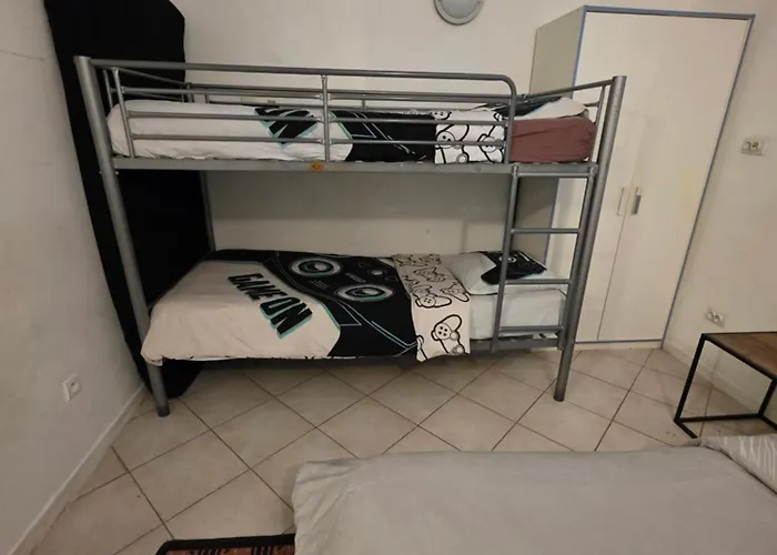 Pr2e Apartment *